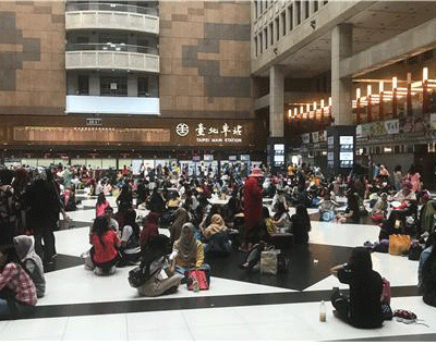 타이베이역 중앙홀 주말 모습
자료 : 저자 제공 2019년 7월 21일