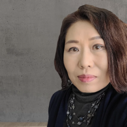 Seok-Kyeong Hong